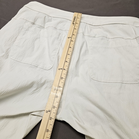 Athleta Trekkie Cropped Hiking Pants Womens 4P White Style 76260 - Picture 7 of 9